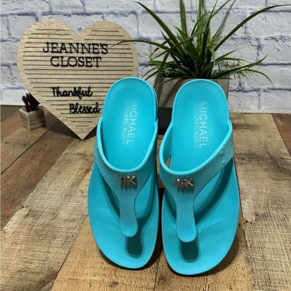 MICHAEL MICHAEL KORS
Linsey Logo Rubber T-Strap Sandal - Picture 2 of 7